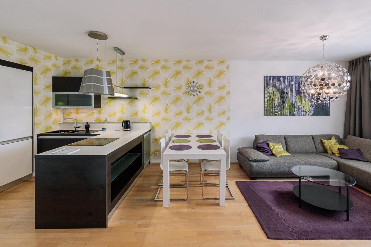 Apartment Family Bratislava Parking Slot Included! Extérieur photo
