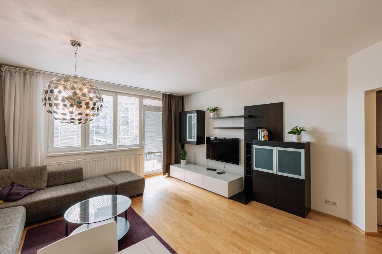 Apartment Family Bratislava Parking Slot Included! Extérieur photo
