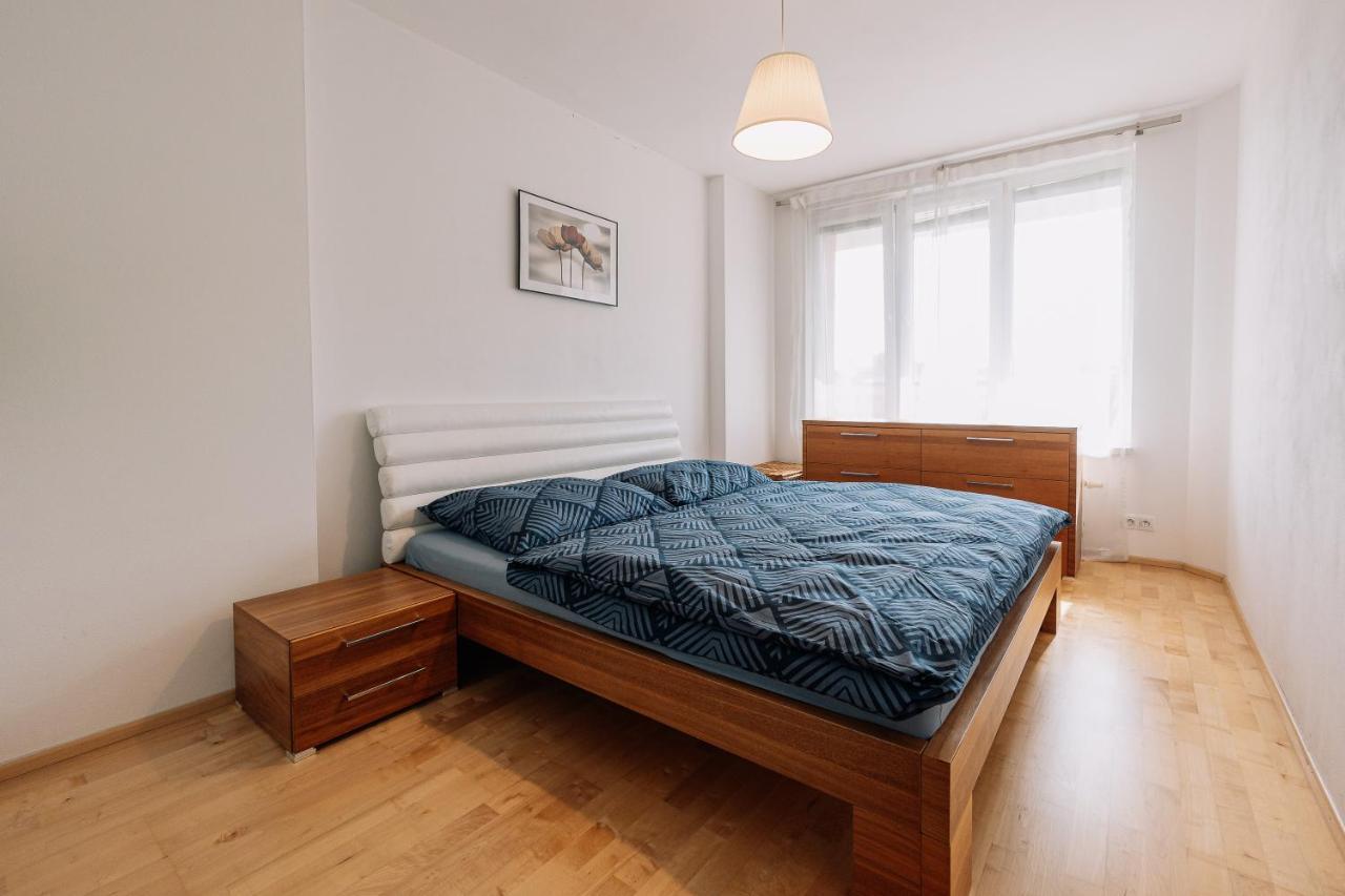 Apartment Family Bratislava Parking Slot Included! Extérieur photo